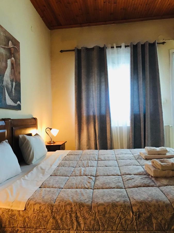 Guesthouse Adonis Káto Loutrákion 외부 사진