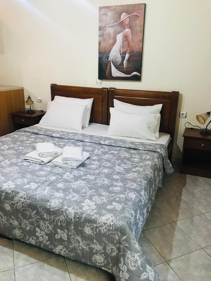 Guesthouse Adonis Káto Loutrákion 외부 사진