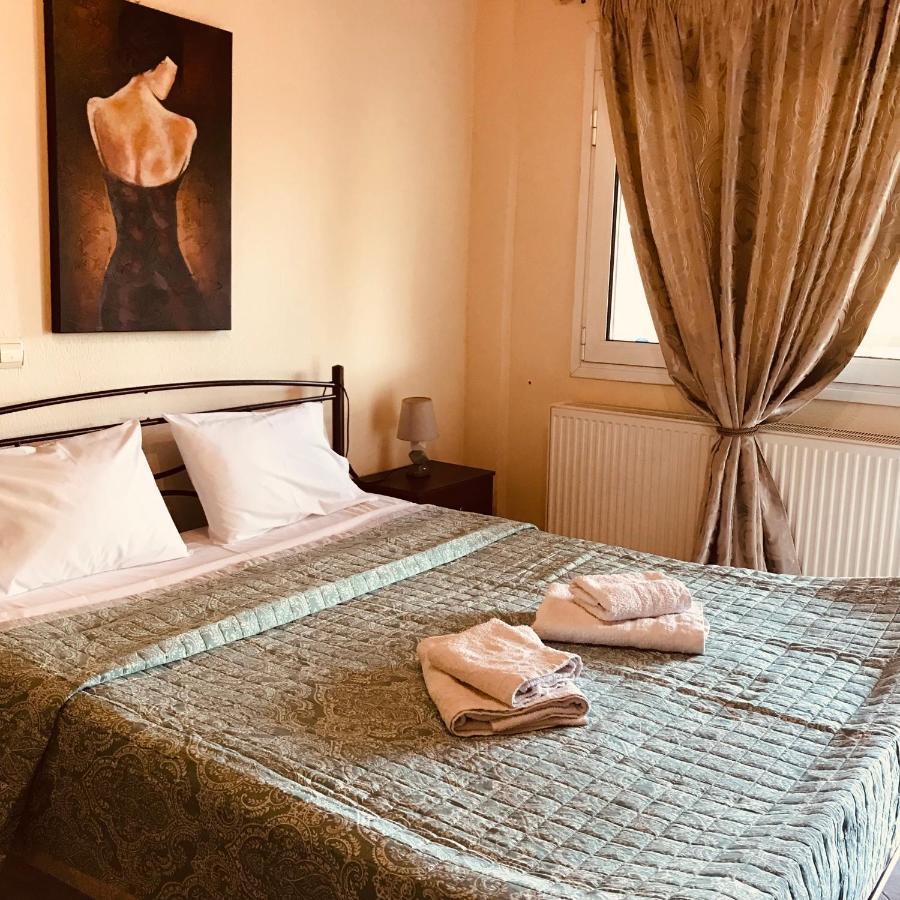 Guesthouse Adonis Káto Loutrákion 외부 사진