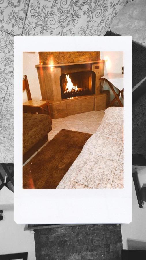 Guesthouse Adonis Káto Loutrákion 외부 사진