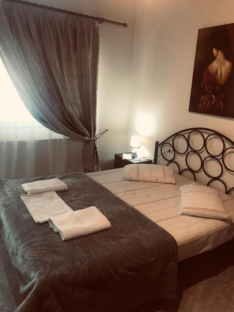 Guesthouse Adonis Káto Loutrákion 외부 사진